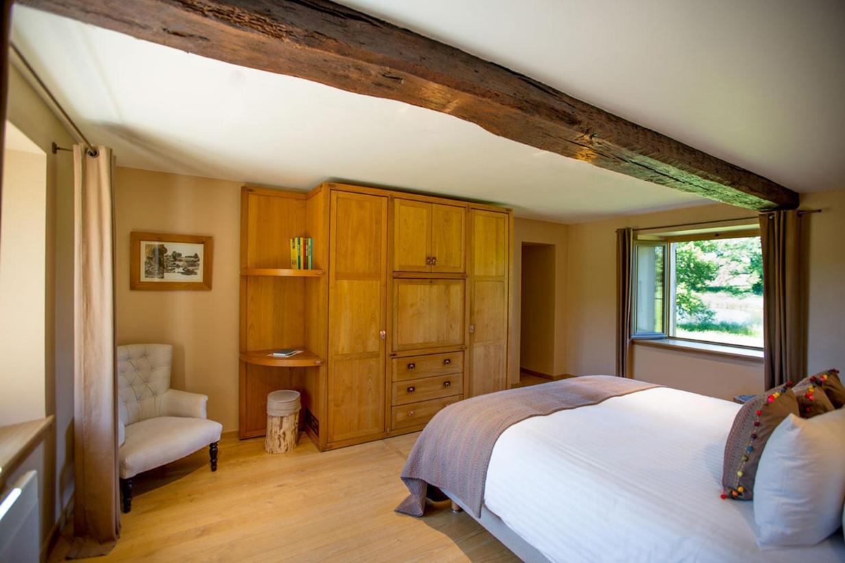 Hotel Domaine Des Etangs, Auberge Resorts Collection Massignac Exteriör bild