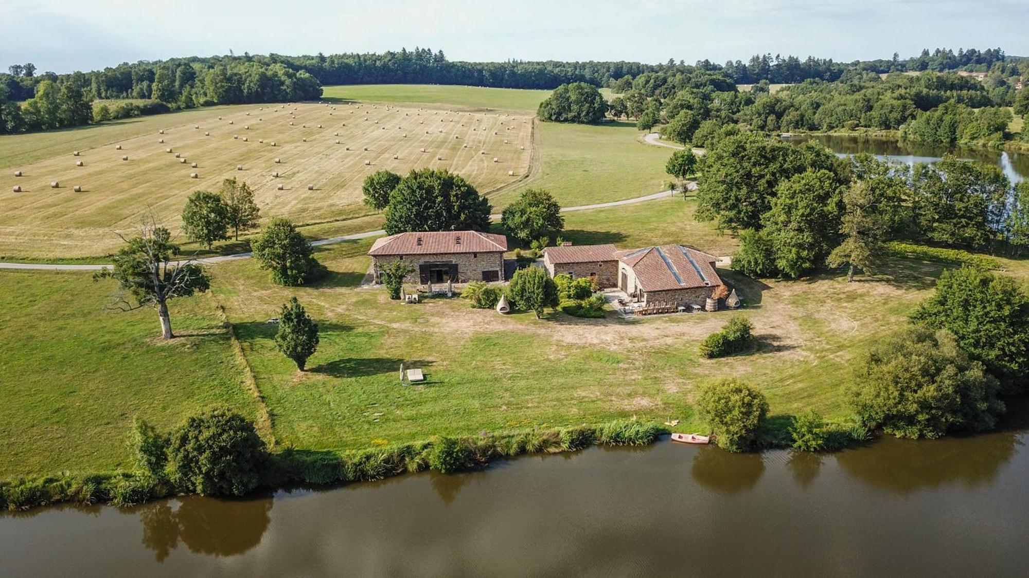 Hotel Domaine Des Etangs, Auberge Resorts Collection Massignac Rum bild